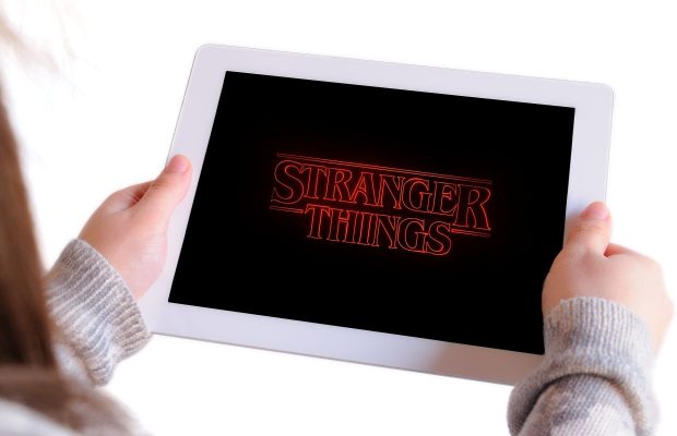 Hopper is ALIVE in a sneak peek of Stranger Things 4!!