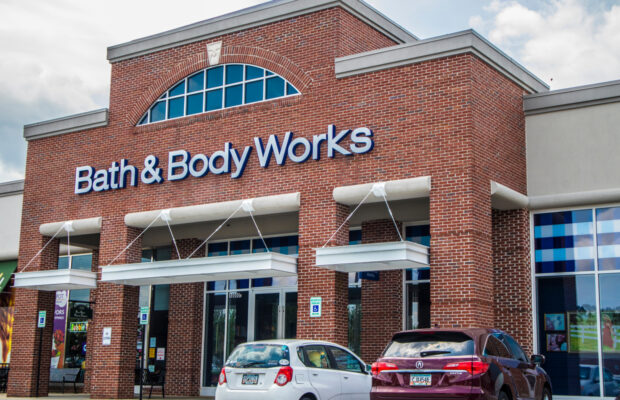 This may be a first, a fight at Bath & Body Works!