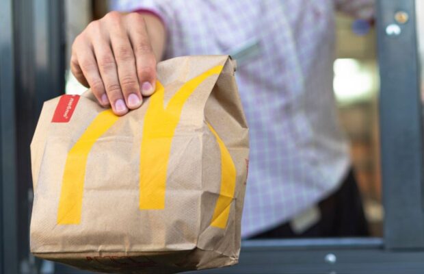 Hey Teachers!!  This FREE breakfast is for YOU!